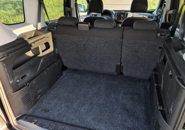 Fiat Doblo cena 25900 przebieg: 88500, rok produkcji 2010 z Legnica małe 211